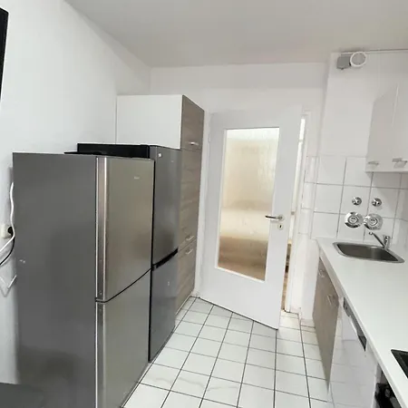 Monteurwohnung Mit Balkon In شقة دوسبرغ