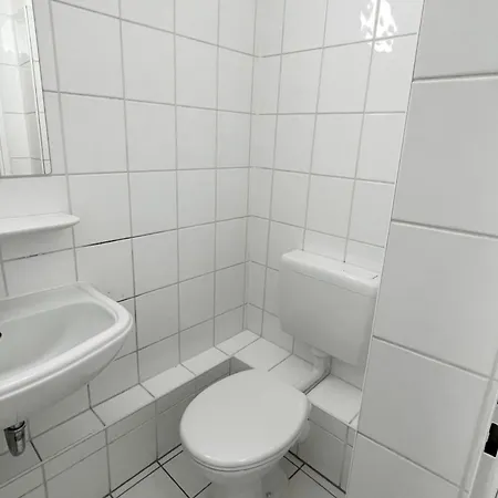 Monteurwohnung Mit Balkon In Apartmán