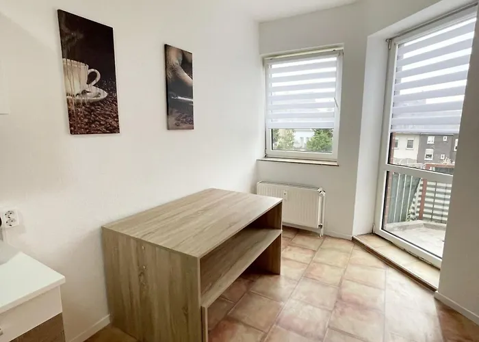 Appartement Monteurwohnung Mit Balkon In Duisburg *
