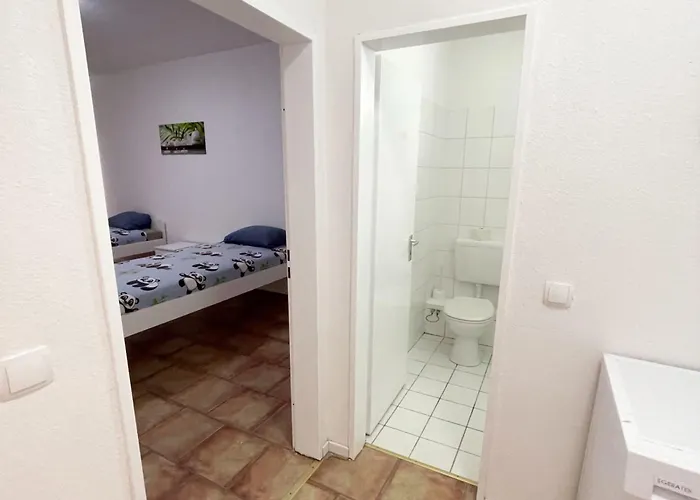 Monteurwohnung Mit Balkon In Duisburg