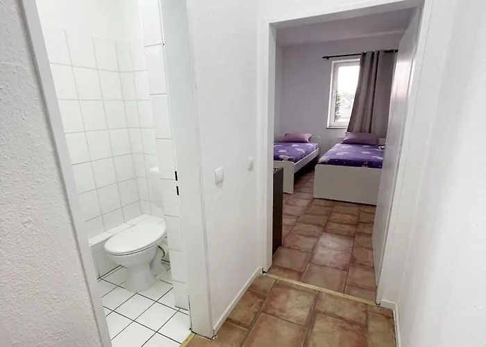 Monteurwohnung Mit Balkon In Duisburg * Duisburg